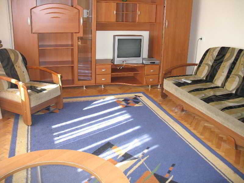 Ukrainian Hotel Service Apartments Kijów Zewnętrze zdjęcie