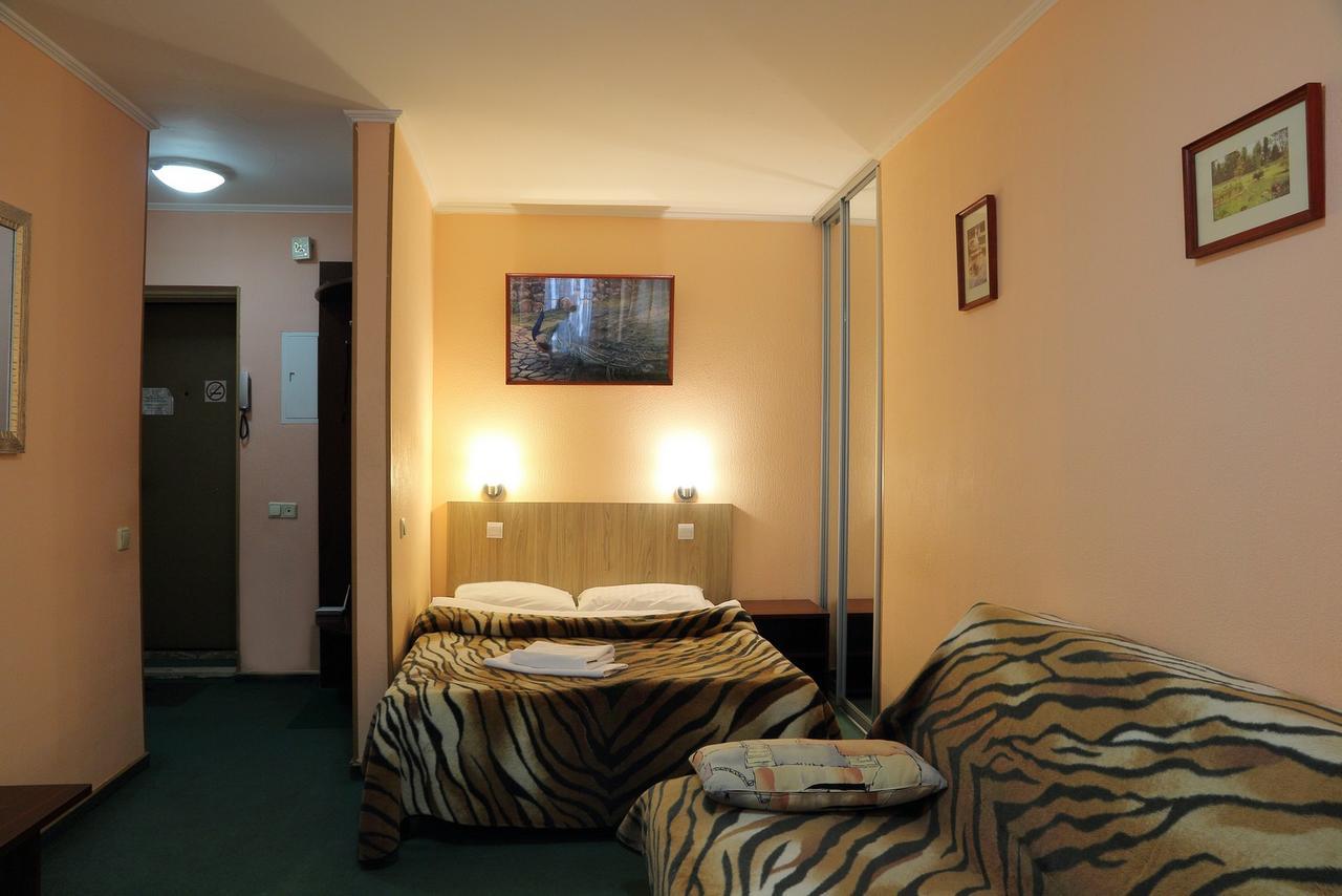 Ukrainian Hotel Service Apartments Kijów Zewnętrze zdjęcie