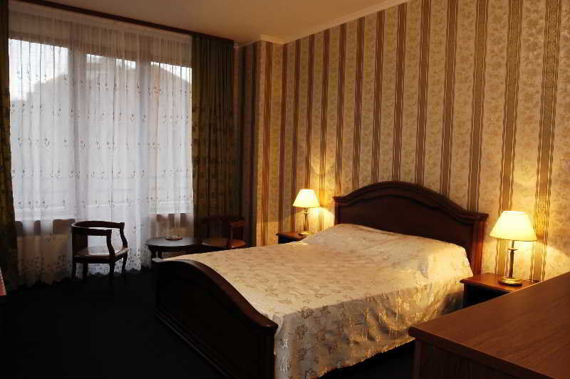 Ukrainian Hotel Service Apartments Kijów Zewnętrze zdjęcie